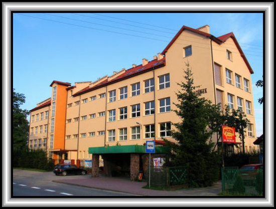 Noclegi Szkolne Schronisko Młodzieżowe w Strawczynie